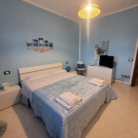 Lägenhet Casa Di Ginevra